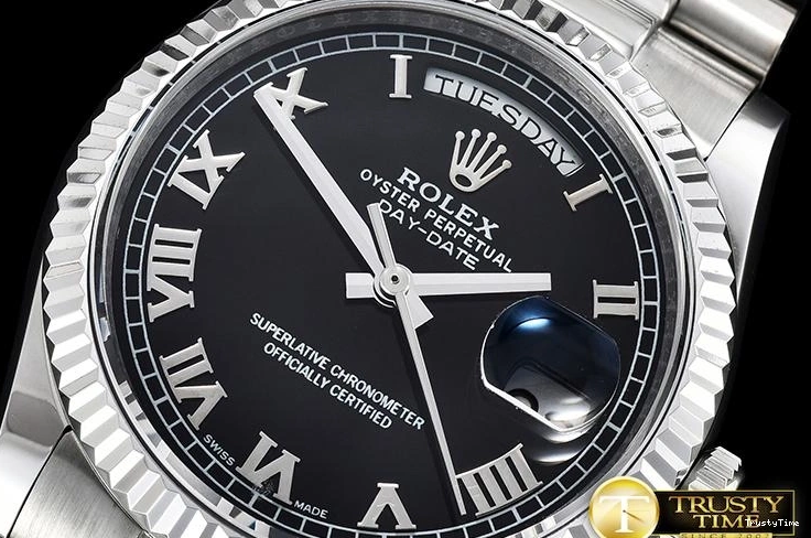 1002 RDD0215C – DayDate 36mm Affordable 686